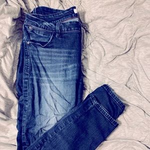 Dark Wash Jegging Jean